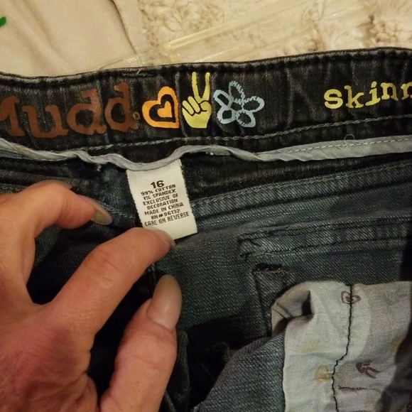 Mudd Skinny Jeans Juniors 16. JCT 14 - Picture 3 of 5
